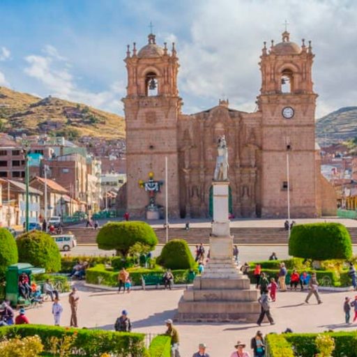 plaza-de-armas-puno